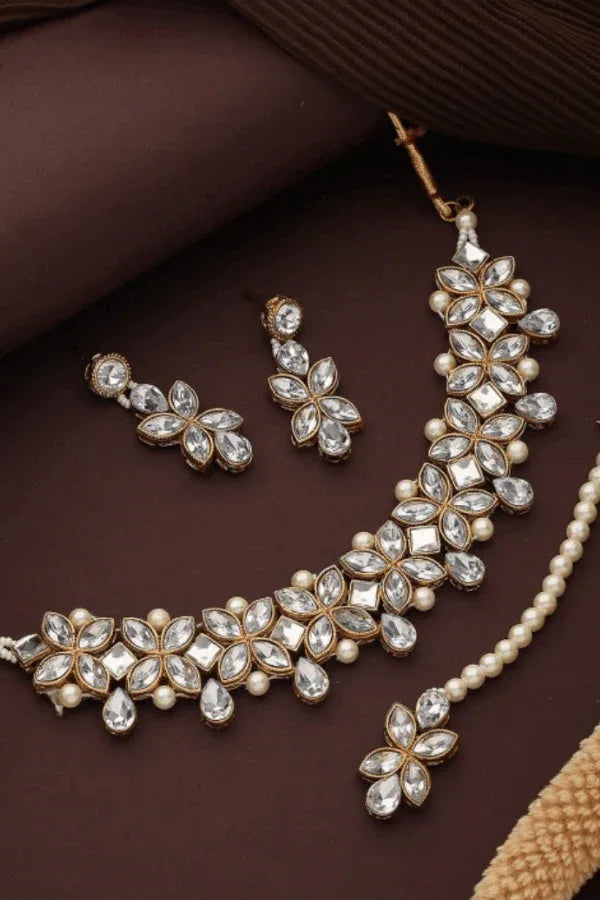 White Crystal Pearl Jewellery Set (Outside Ontario) - MyEthnikRentals
