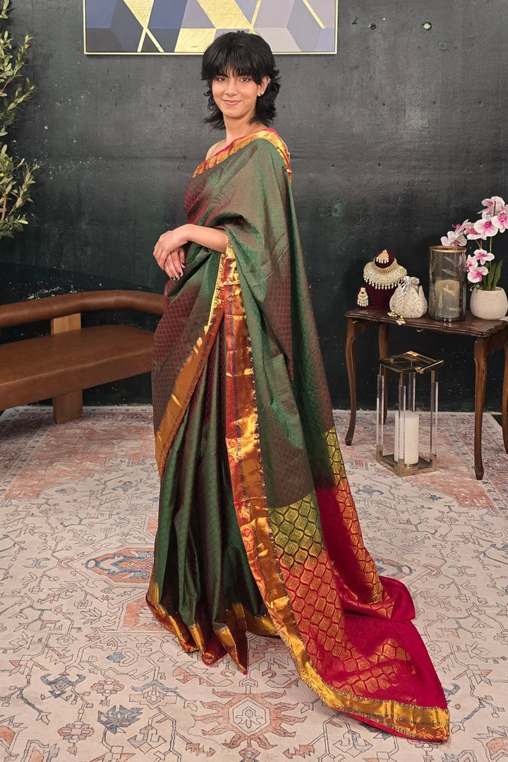 Banarasi Kanjivaram Royal Saree - MyEthnikRentals