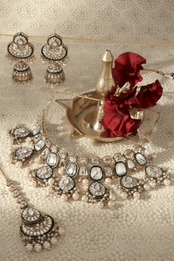 Big Polka Kundan Jewellery Set (Outside Ontario) - MyEthnikRentals