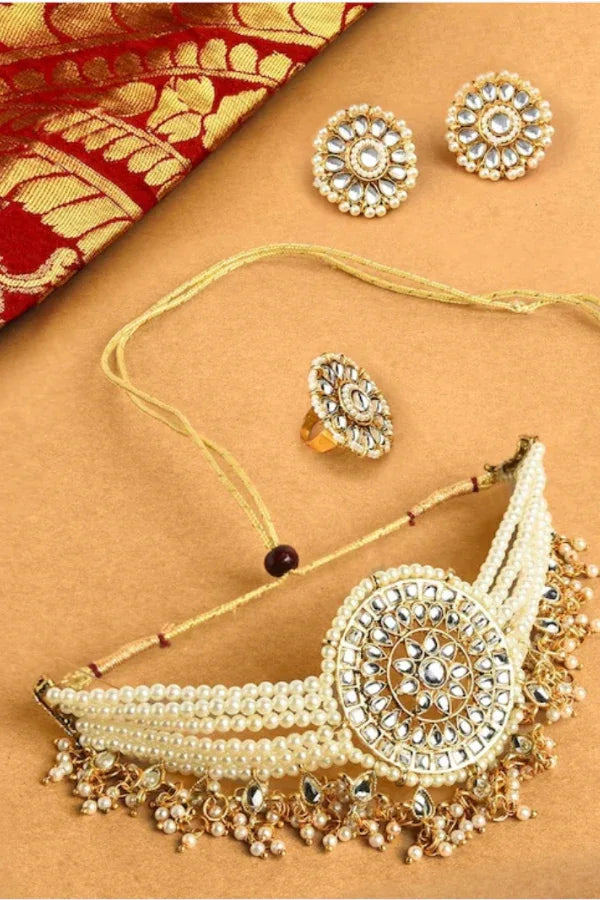 White Kundan Studded & Pearl Beaded Jewellery Set - MyEthnikRentals