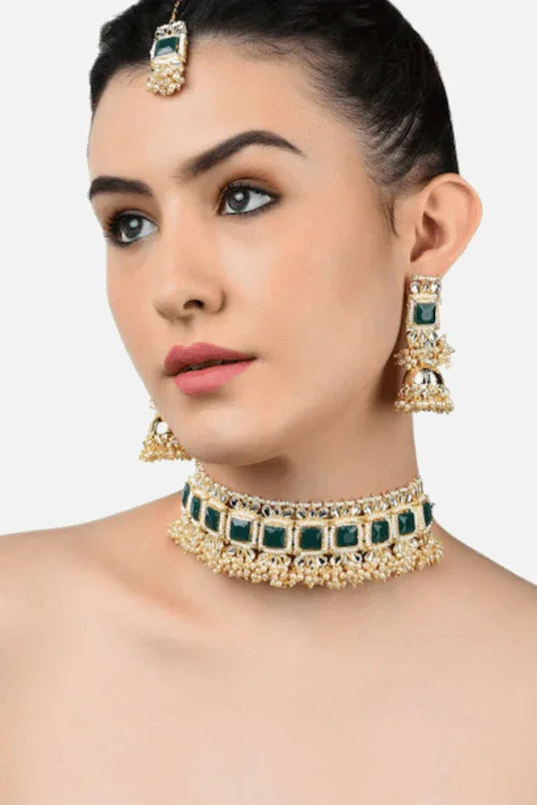 Green emerald moti Jewellery Set (Outside Ontario) - MyEthnikRentals