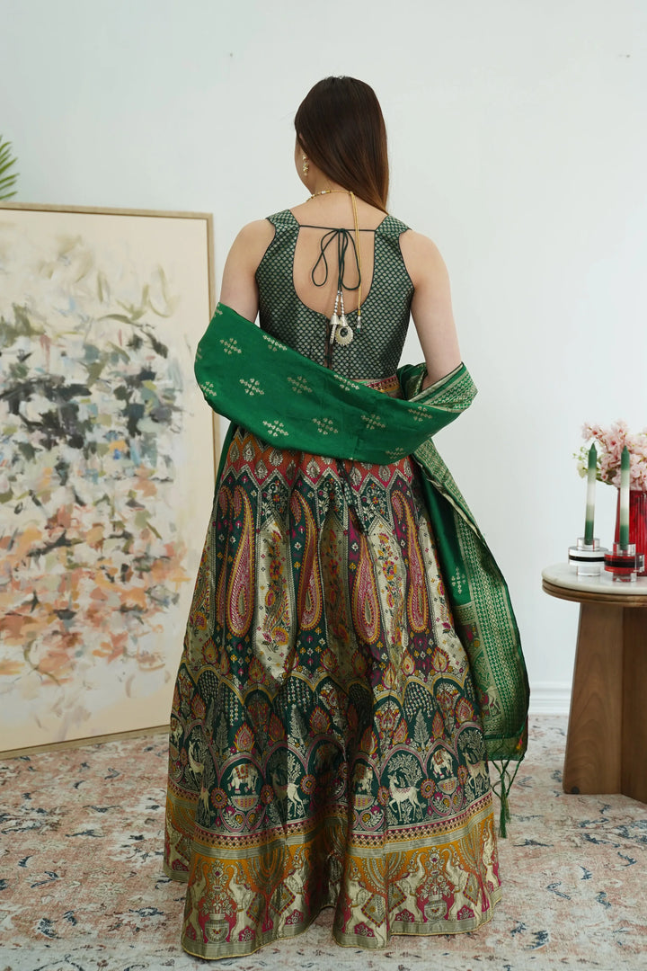 Heritage Motif Banarasi Lehenga - MyEthnikRentals