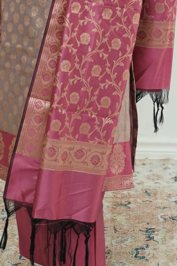 Rosy Mauve Banarasi Salwar Kameez Set - MyEthnikRentals