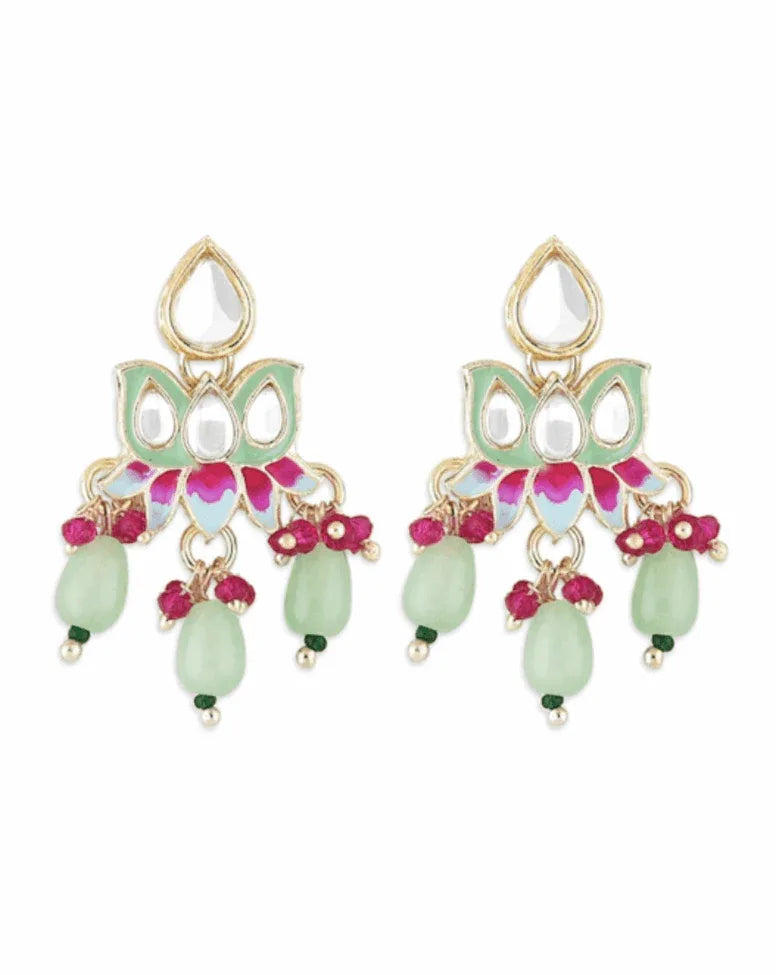 Light Green Kundan-Studded & Pearl Beaded Jewellery Set (Outside Ontario) - MyEthnikRentals