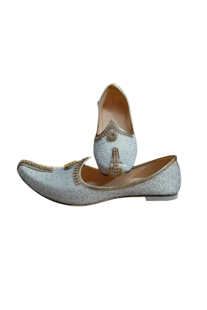 Jooti-Size 10 (Outside Ontario) - MyEthnikRentals