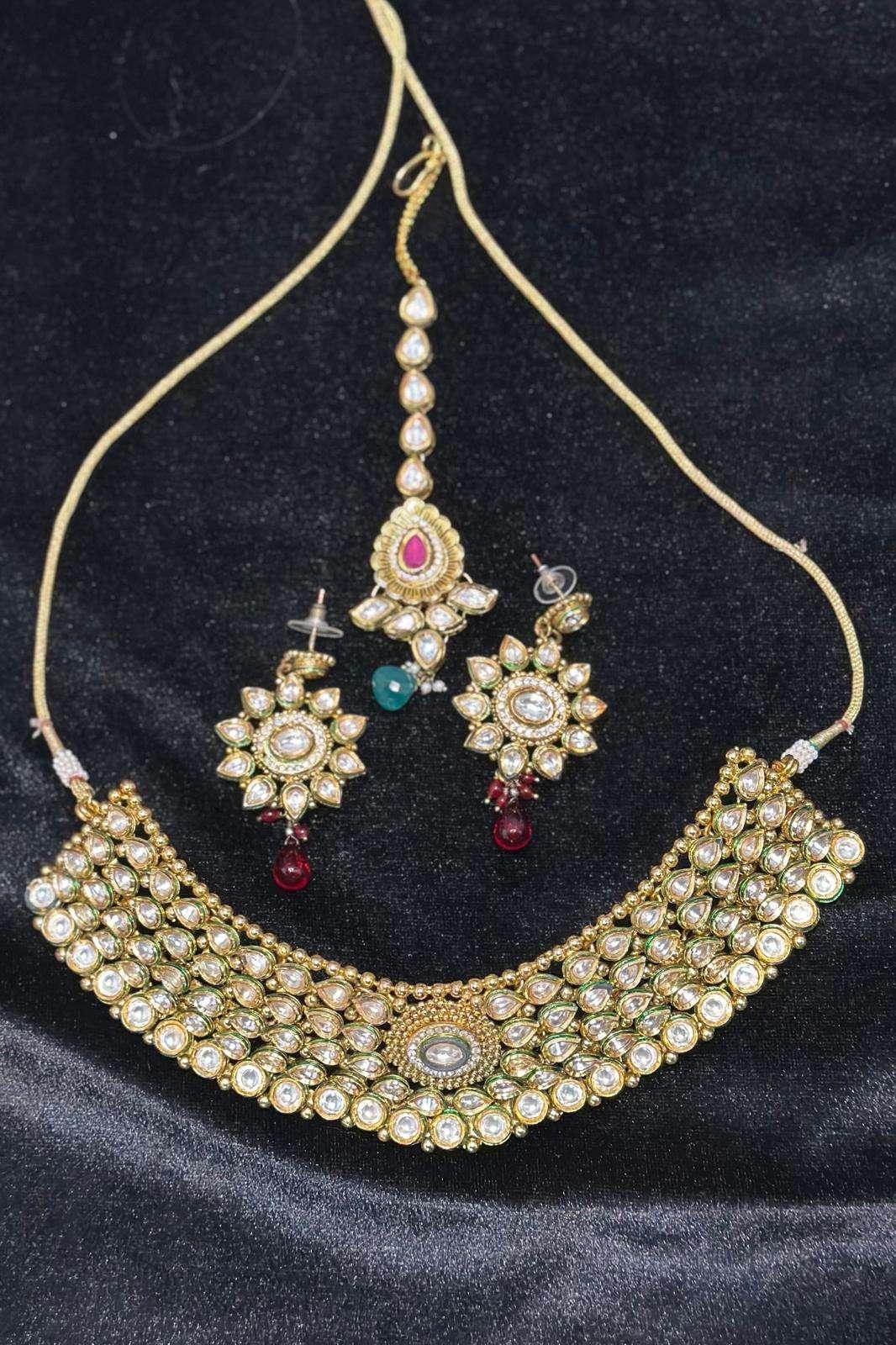 Princess Kundan Studded Jewellery (Outside Ontario) - MyEthnikRentals