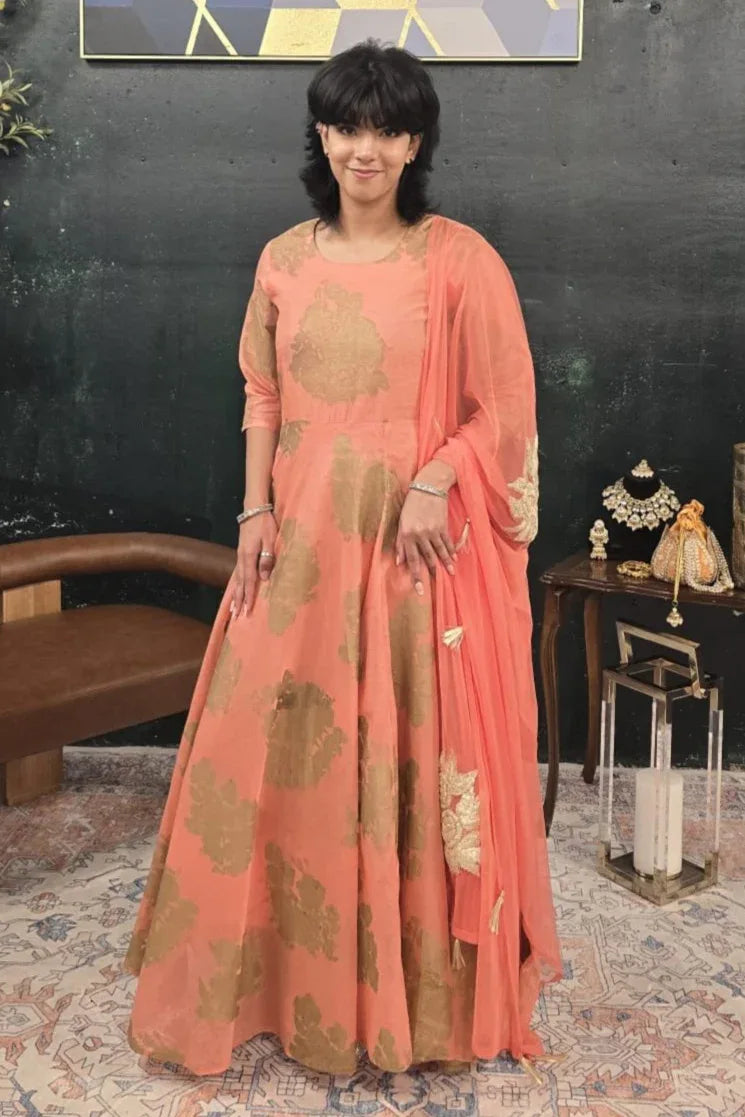 Soft Pink Anarkali Salwar Kameez - MyEthnikRentals