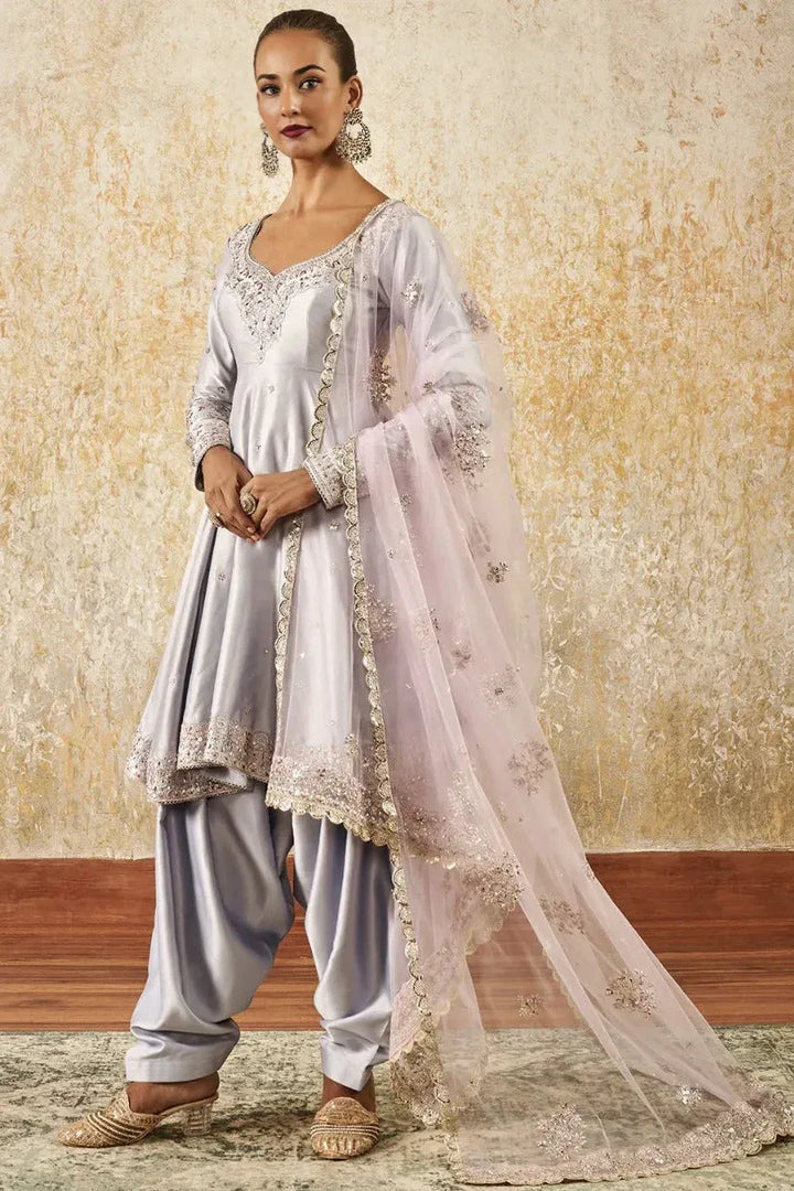 Lavender Grace Embroidered Patiala Suit - MyEthnikRentals