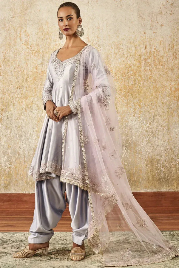 Lavender Grace Embroidered Patiala Suit - MyEthnikRentals