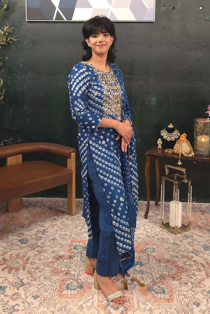 Blue Bandhej embroidered Salwar Kameez (Outside Ontario) - MyEthnikRentals