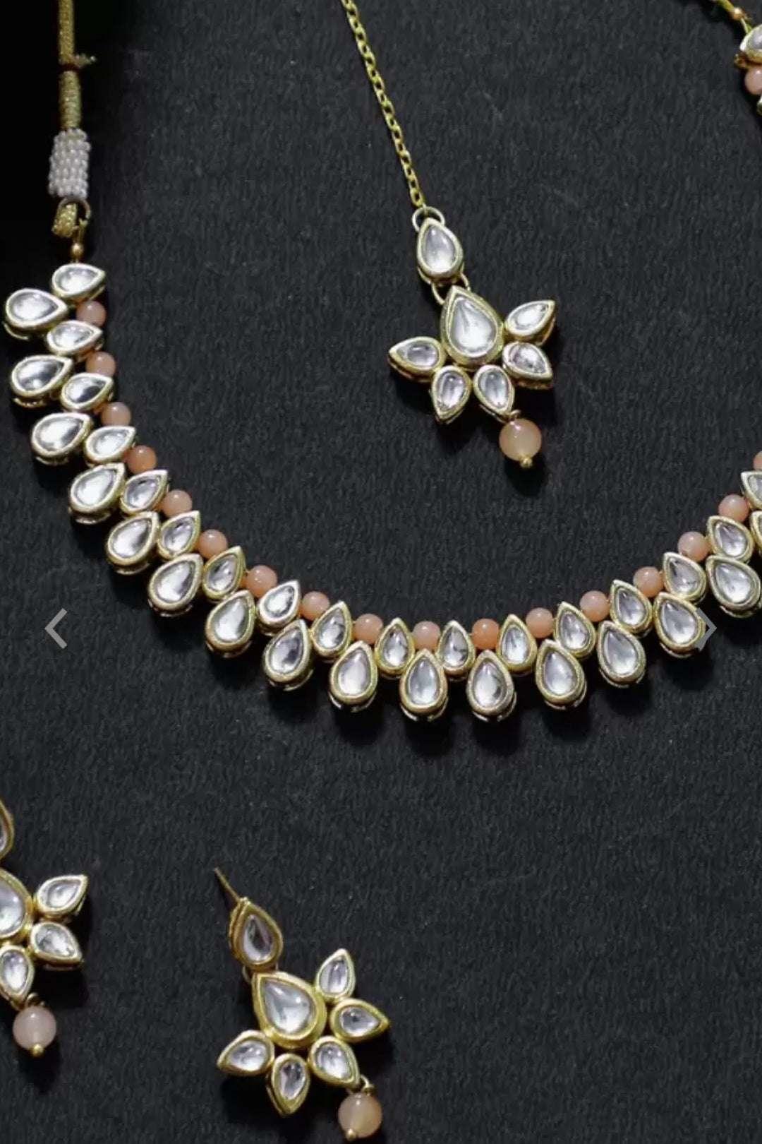 Stone peach Jewellery Set (Outside Ontario) - MyEthnikRentals