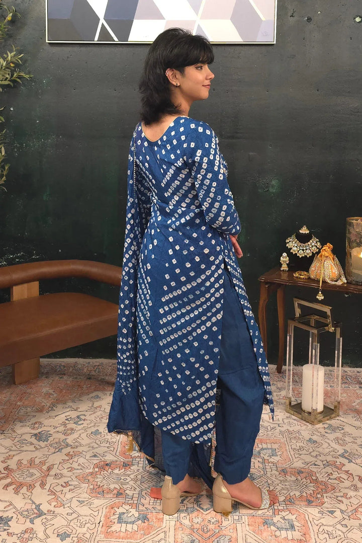Blue Bandhej embroidered Salwar Kameez - MyEthnikRentals