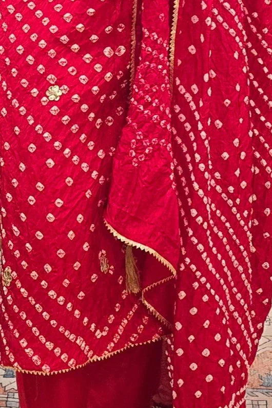 Bright red silk - Kotta Patti Salwar Kameez - MyEthnikRentals