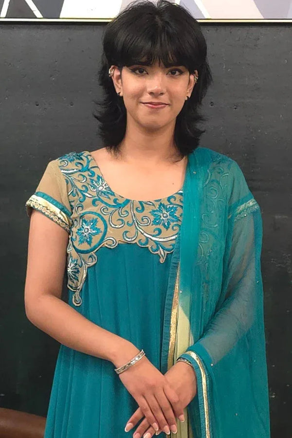 Green flowy georgette Salwar Kameez - MyEthnikRentals