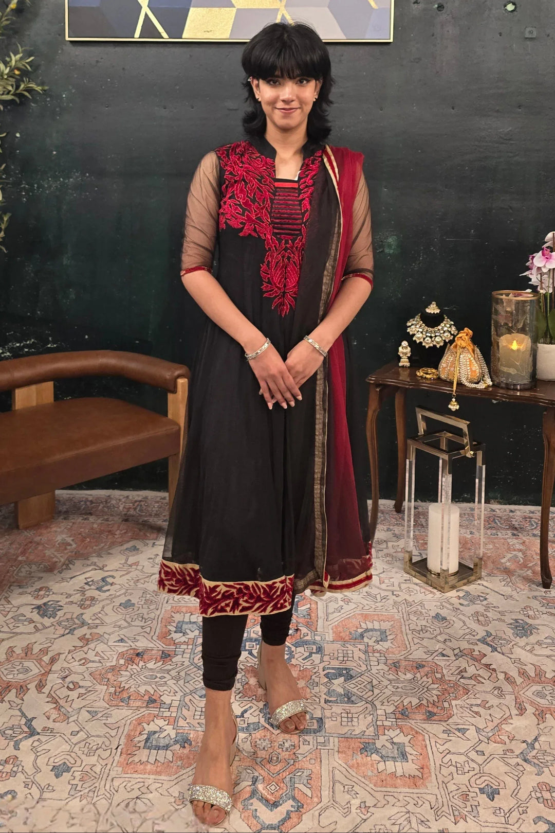 Black floral embroidered Salwar Kameez - MyEthnikRentals