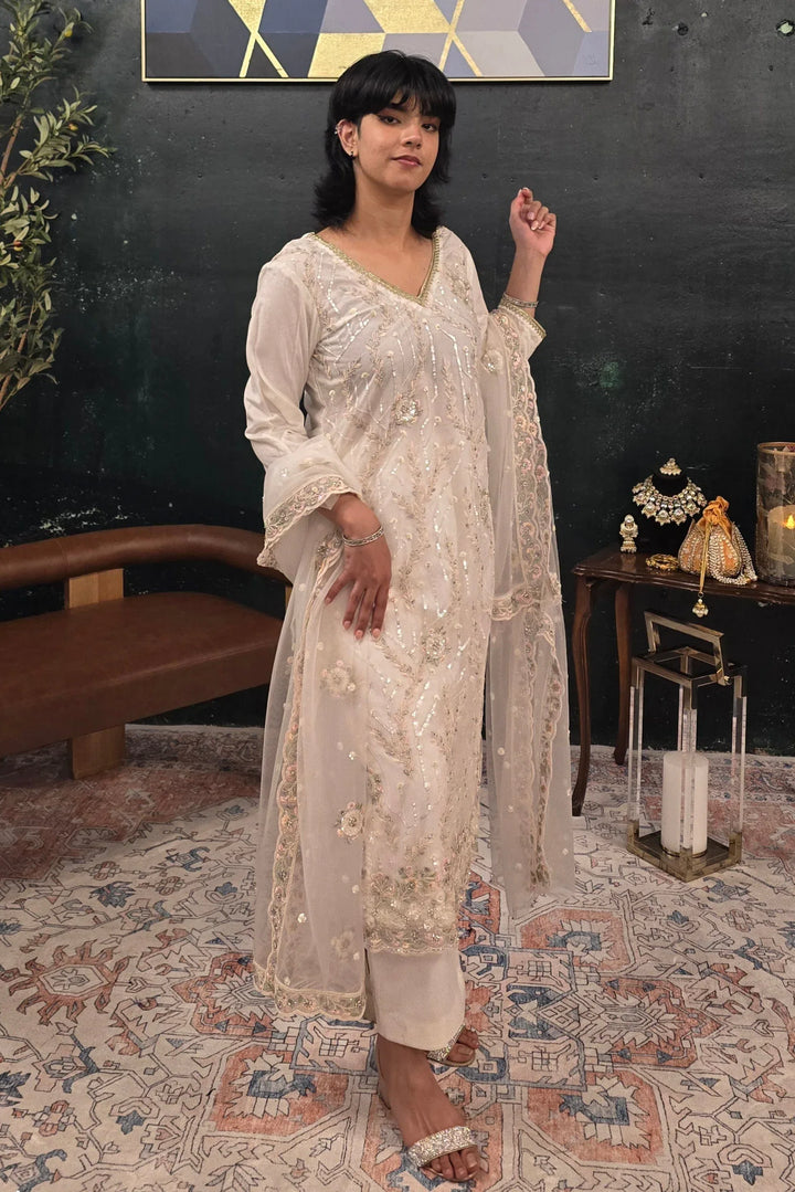 Off White Georgette Salwar Kameez - MyEthnikRentals