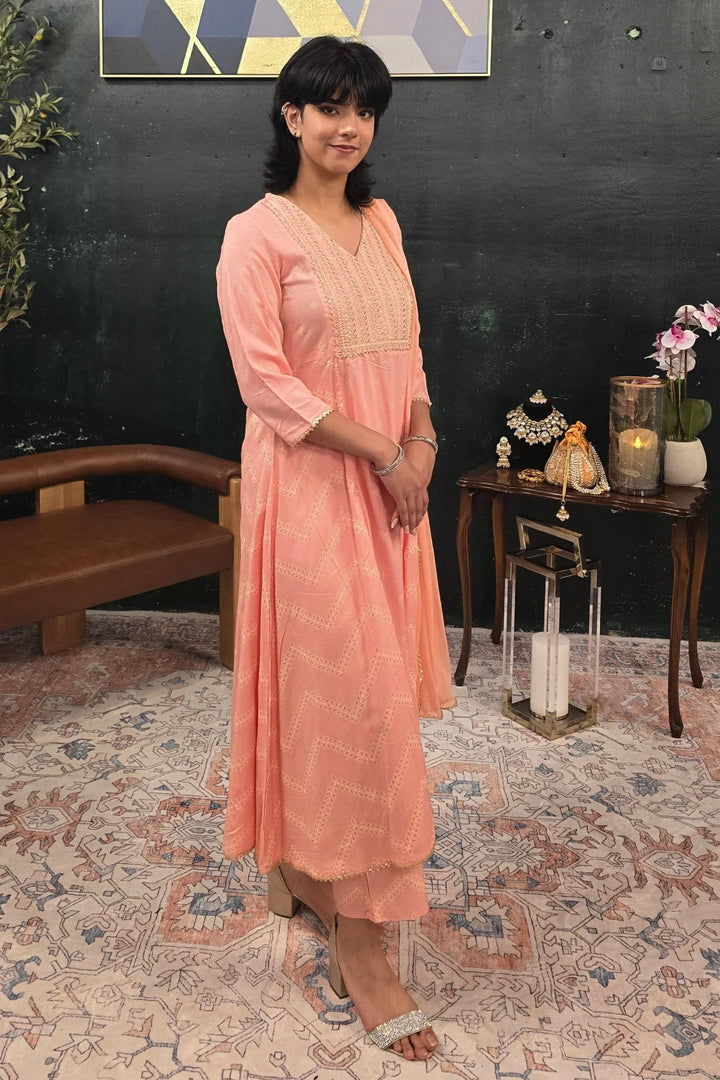 A-Line soft pink (Linen) Salwar Kameez - MyEthnikRentals