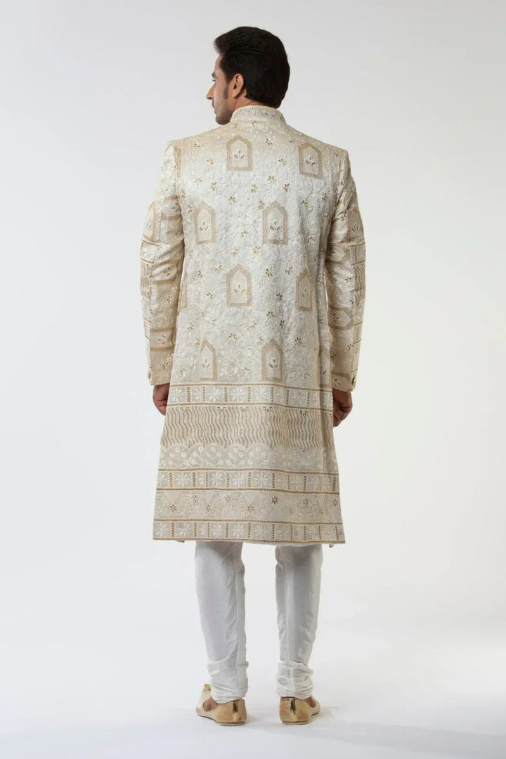 Coveted White Sherwani (Outside Ontario) - MyEthnikRentals